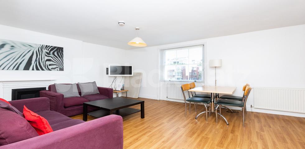 			MINS TO UCL, SOAS & LSE, 4 Bedroom, 1 bath, 1 reception Flat			 Bedford Place, BLOOMSBURY